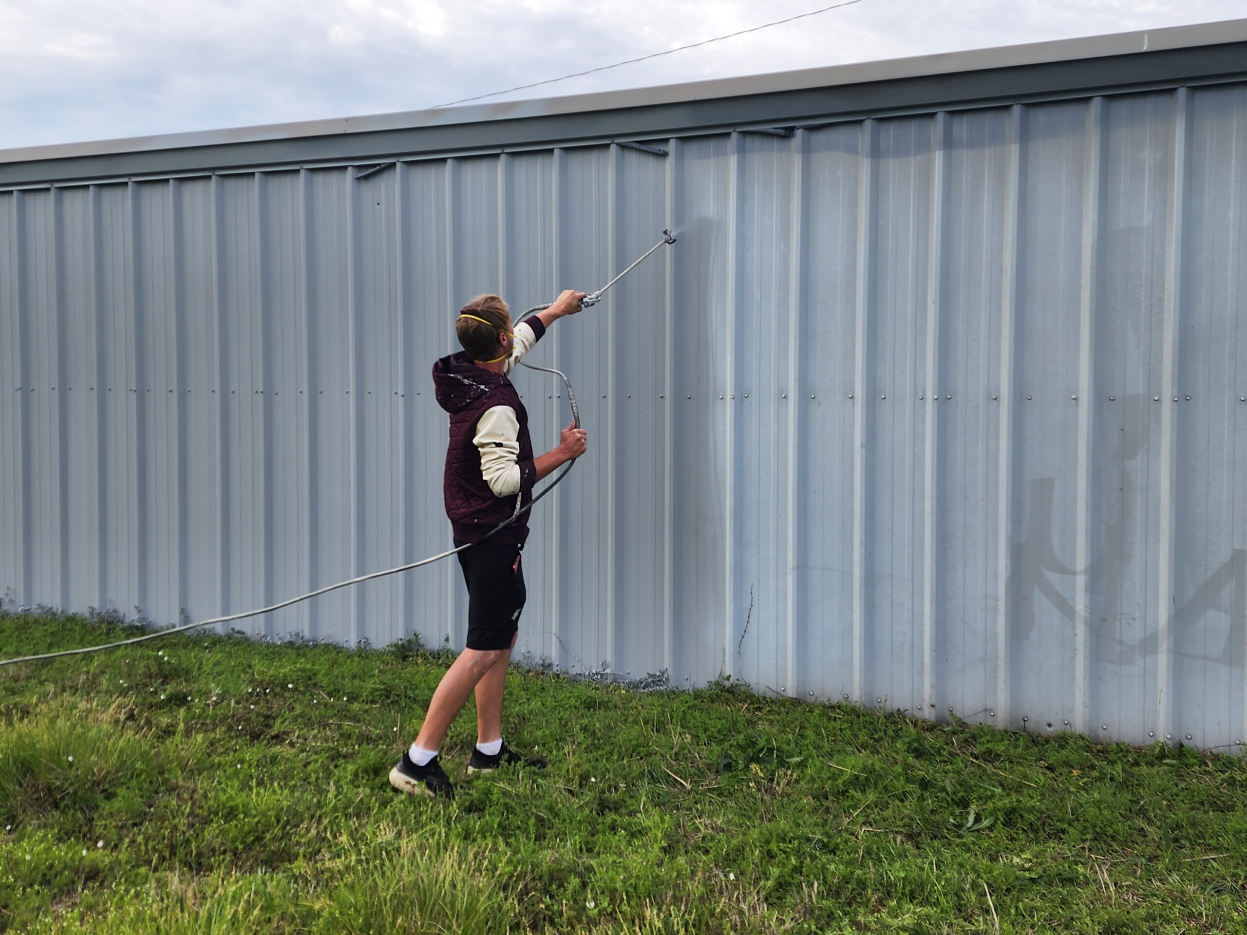 storage facility painter